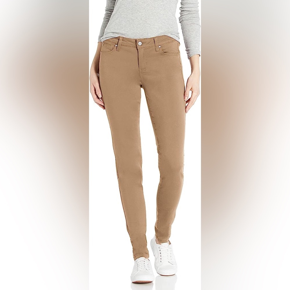 🌸 Kakhi Celebrity Pink Jeans